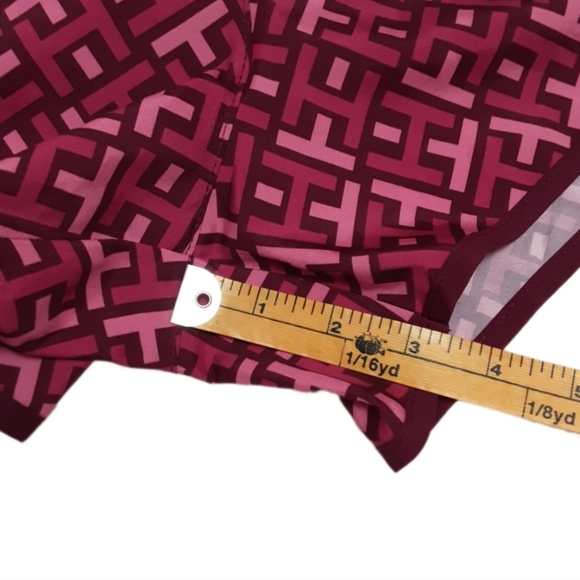 Tommy Hilfiger Athletic Shorts Womens Large - Picture 13 of 13